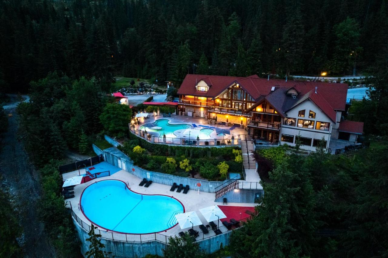 Halcyon Hot Springs Resort Ngoại thất bức ảnh