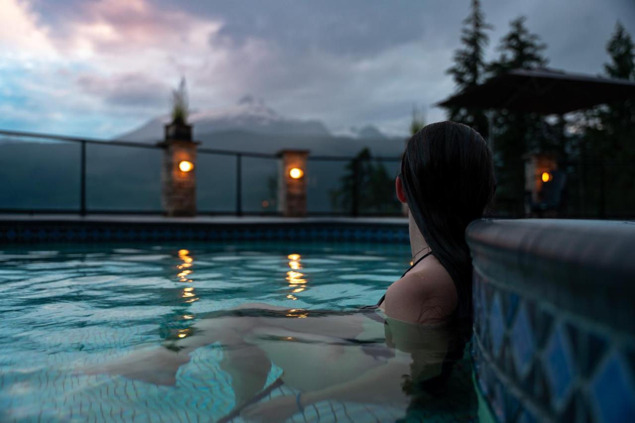 Halcyon Hot Springs Resort Ngoại thất bức ảnh
